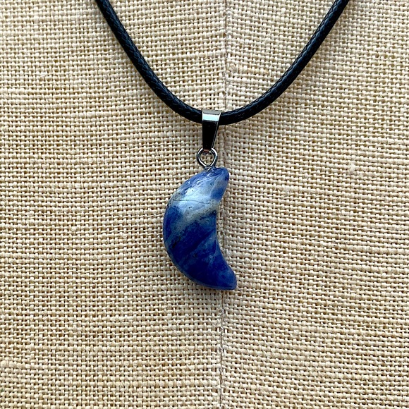 Handmade Genuine Stone Moon Amulet Necklace - Picture 1 of 8